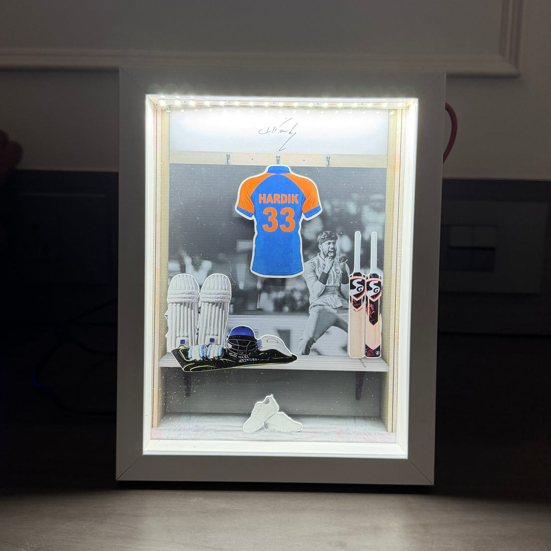 Hardik Frame