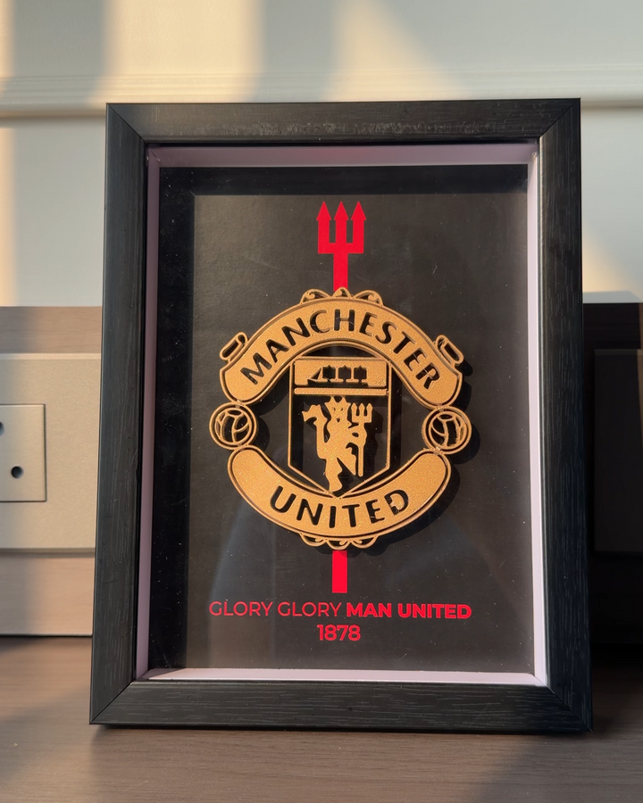 Man Utd Emblem Frame