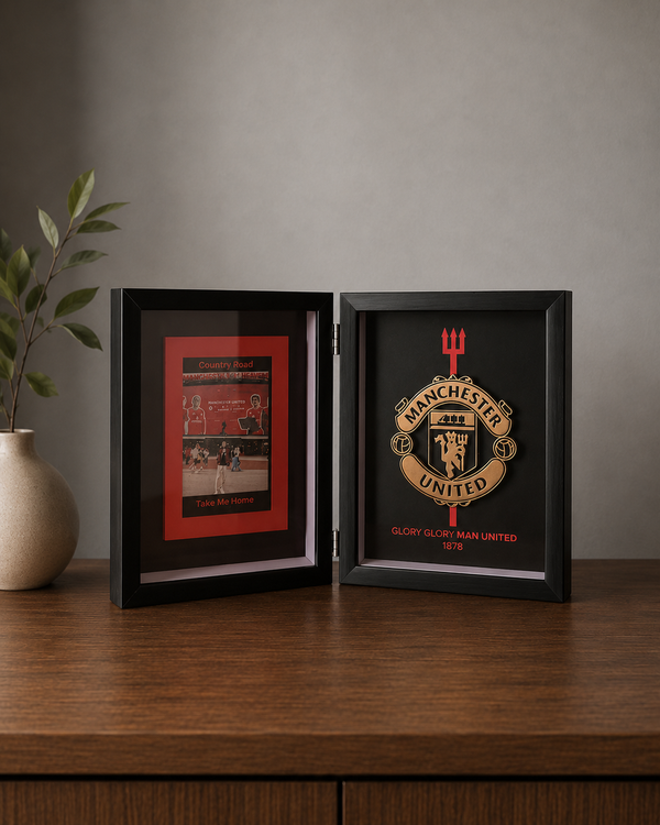 Manchester Folding Frame